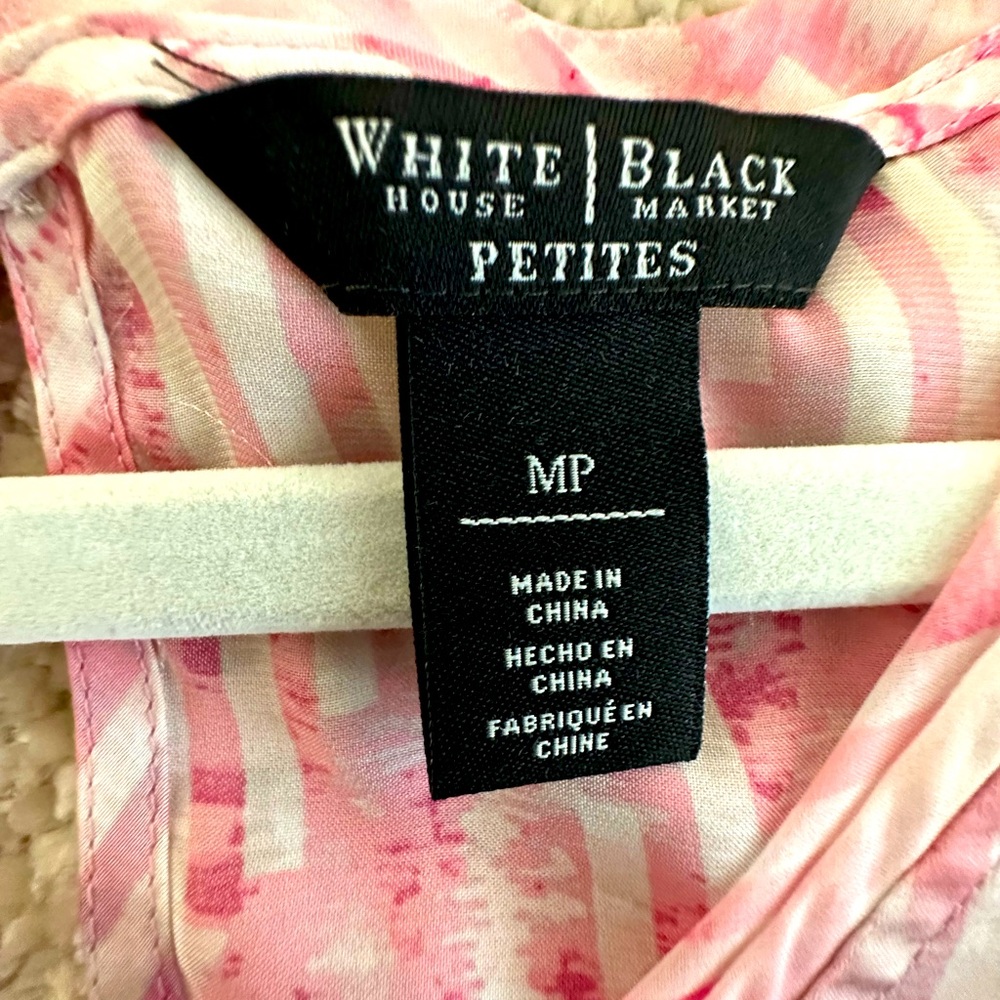 WHBM NWOT V-Neck Sleeveless Top. Size MP zero flaws 🦋 - Picture 3 of 7